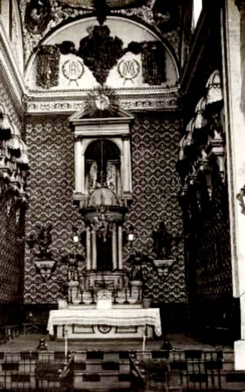 Colegiata de Santa Mar�a de los Reales Alc�zares. Capilla Mayor - Colegiata de Santa Mar�a de los Reales Alc�zares. Capilla Mayor. 1926