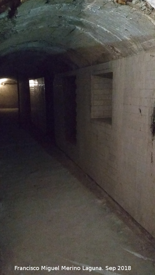 Refugio antia�reo de la Escuela de Enfermer�a - Refugio antia�reo de la Escuela de Enfermer�a. 