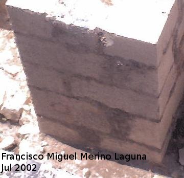 Castillo Nuevo de Santa Catalina. Marcas de cantero - Castillo Nuevo de Santa Catalina. Marcas de cantero. Estrella mud�jar I con restos de crom�a roja