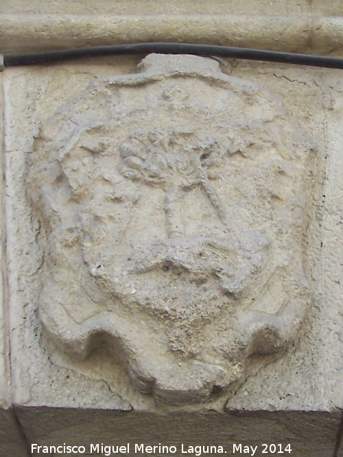 Casa de la Calle Agust�n Moreno n� 18 - Casa de la Calle Agust�n Moreno n� 18. Escudo