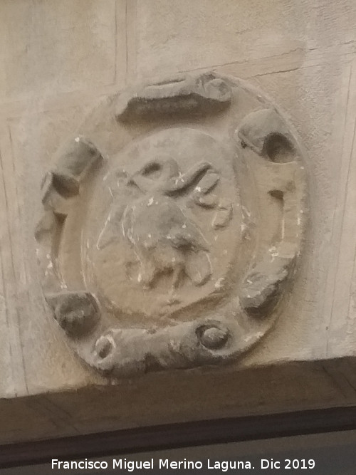 Casa de la Calle Gracia n� 37 - Casa de la Calle Gracia n� 37. Escudo