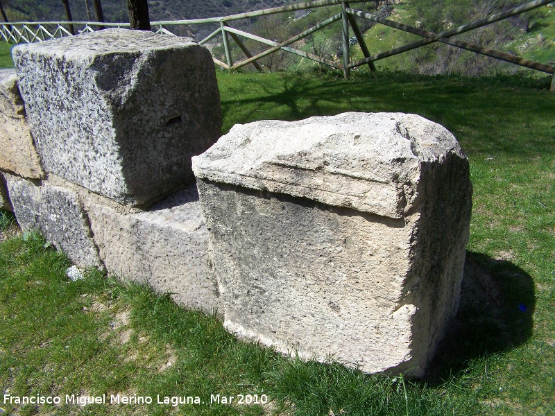 Cerro Alcal� - Cerro Alcal�. Frisos