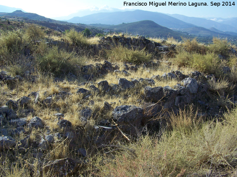 Oppidum Puente Tablas. Muralla - Oppidum Puente Tablas. Muralla. Parte alta de un torre�n