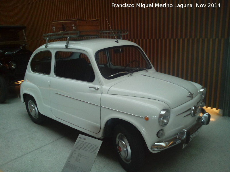 SEAT 600 - SEAT 600. Parque de las Ciencias - Granada