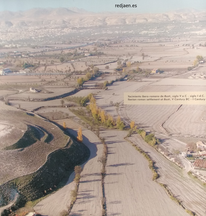 Ciudad Iberorromana de Basti - Ciudad Iberorromana de Basti. Cartel en el Museo Arqueol�gico de Granada