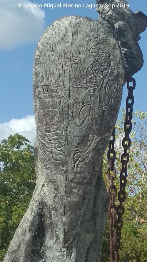 Monumento a Alfonso VIII - Monumento a Alfonso VIII. Escudo