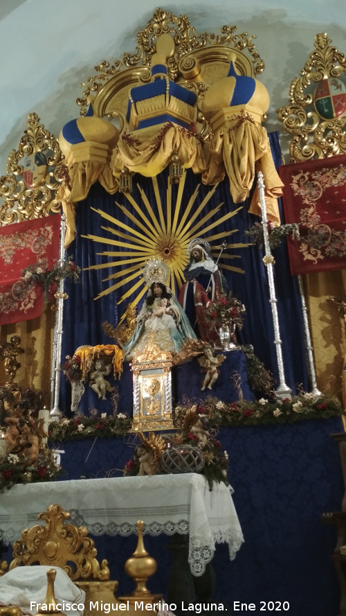 Iglesia de San Juan Bautista - Iglesia de San Juan Bautista. Portal de Bel�n en el retablo por Navidad