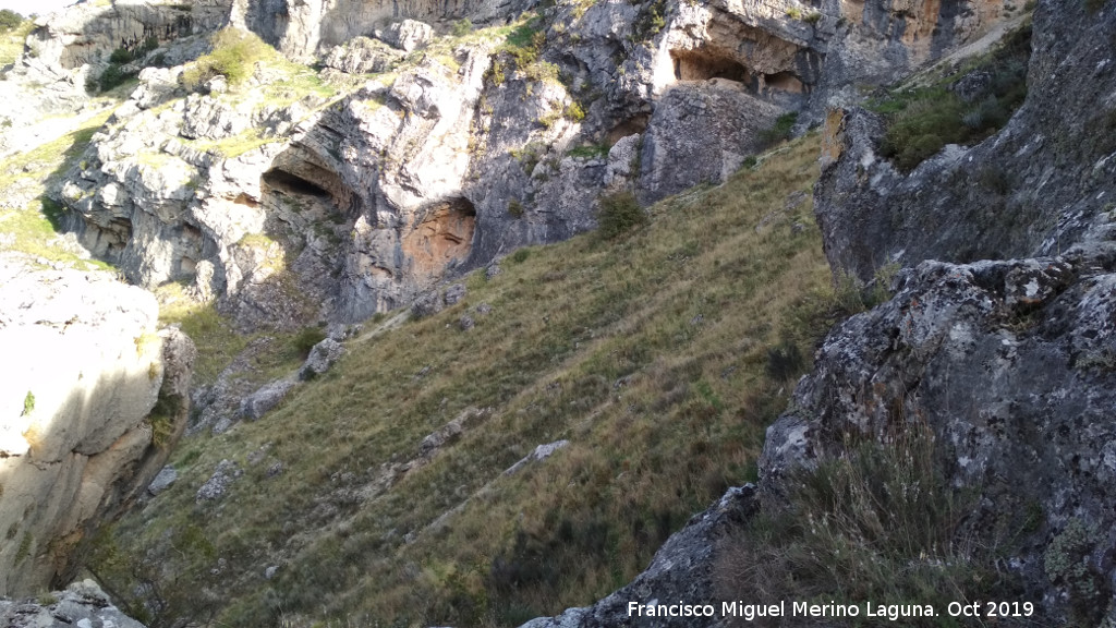 Cerro La Veleta - Cerro La Veleta. Abrigos bajos