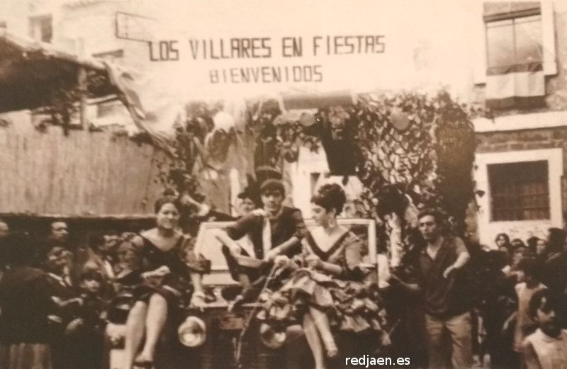 Fiestas de Ntra Sra del Rosario - Fiestas de Ntra Sra del Rosario. Primera carroza en 1967