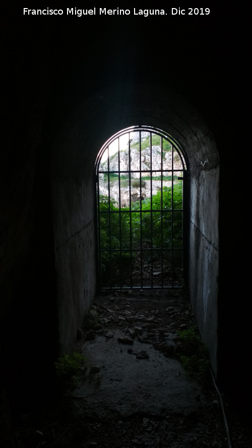 Camino de la Canalizaci�n de Los Villares - Camino de la Canalizaci�n de Los Villares. T�nel