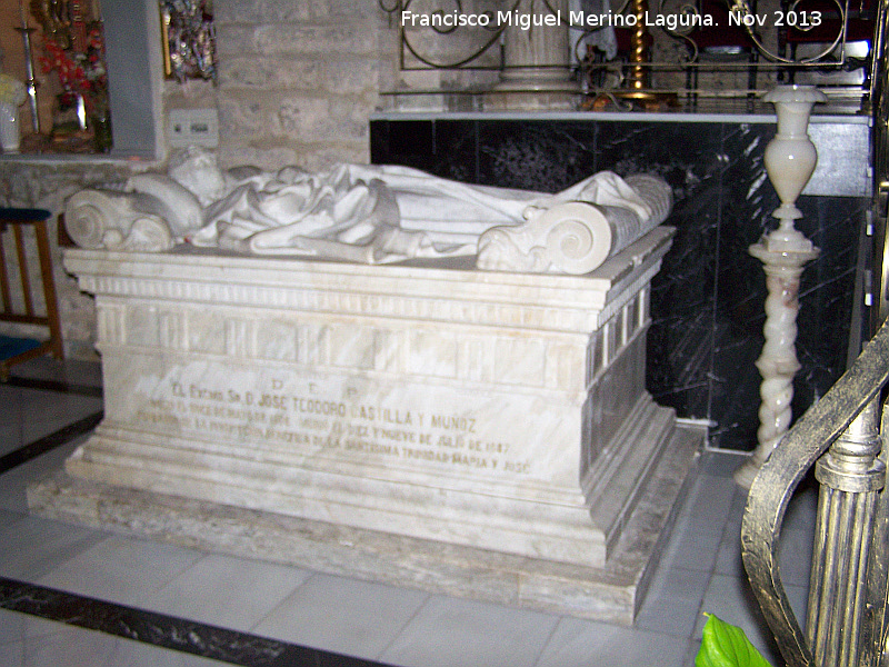 Monasterio de la Sant�sima Trinidad - Monasterio de la Sant�sima Trinidad. Tumba de Jos� Teodoro de Castilla y Mu�oz