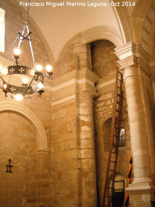 Iglesia de San Pedro Apstol - Iglesia de San Pedro Apstol. 