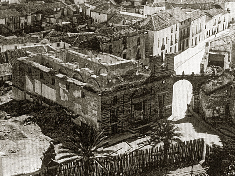 P�sito - P�sito. Borbandeos de la Guerra Civil