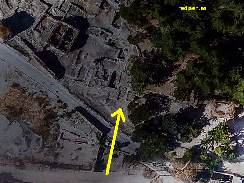 La Mota. Puerta de Mart�n Ruiz - La Mota. Puerta de Mart�n Ruiz. Situaci�n