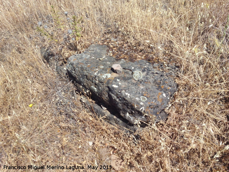 Yacimiento de Cabeza Alta - Yacimiento de Cabeza Alta. Esquina de la edificaci�n rectangular