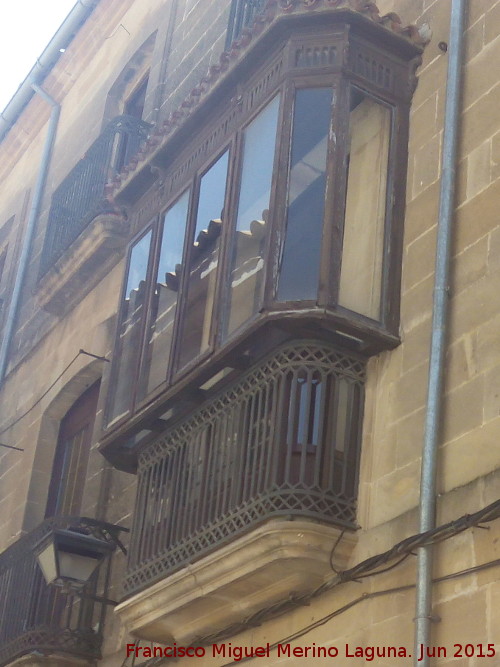 Casa de la Calle de Juan Pasquau n� 5 - Casa de la Calle de Juan Pasquau n� 5. Balc�n cerrado