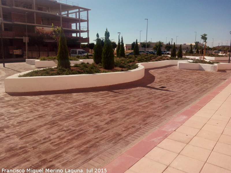 Jard�n del Lagarto de Ja�n - Jard�n del Lagarto de Ja�n. Cabeza y brazos del lagarto