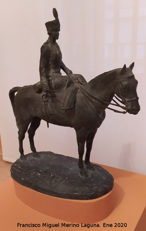 Alfonso XIII de Espa�a - Alfonso XIII de Espa�a. Victoria Eugenia de Battenberg. Obra de Mariano Benlliure. Museo Provincial de Ja�n