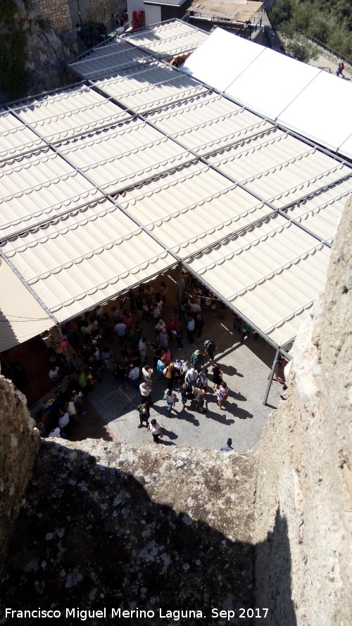 Plaza de la Constituci�n - Plaza de la Constituci�n. Cubierta durante la Feria del Queso