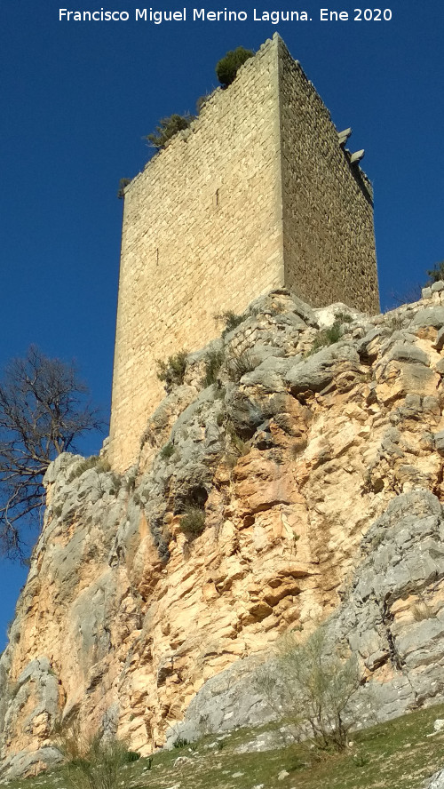 Castillo de Oti�ar. Torre del Homenaje - Castillo de Oti�ar. Torre del Homenaje. 