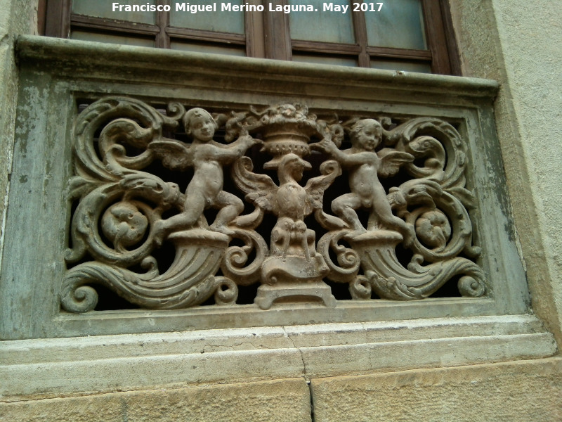 Casa de la Calle Juan de Dios Gonz�lez n� 5 - Casa de la Calle Juan de Dios Gonz�lez n� 5. Barandilla de piedra calada