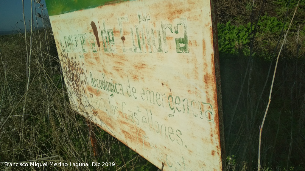 Castell�n de Caviedes - Castell�n de Caviedes. Cartel de la intervenci�n arqueol�gica de urgencia