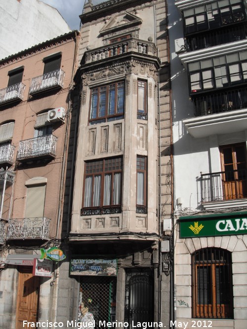 Edificio de la Calle Bernab� Soriano n� 8 - Edificio de la Calle Bernab� Soriano n� 8. 