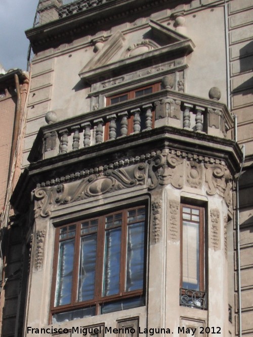 Edificio de la Calle Bernab� Soriano n� 8 - Edificio de la Calle Bernab� Soriano n� 8. Balc�n