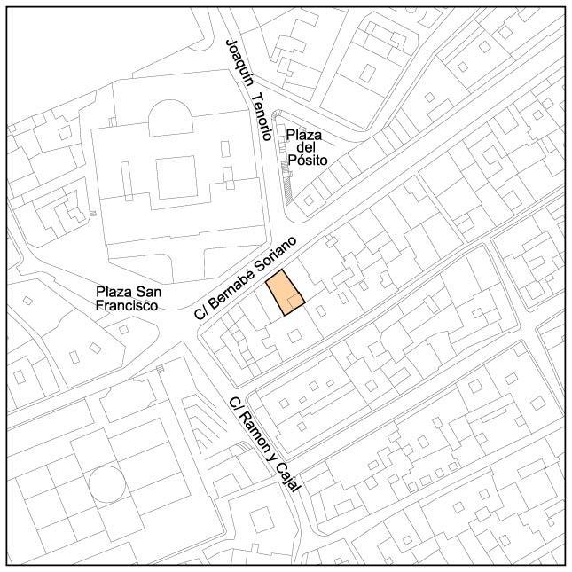 Edificio de la Calle Bernab� Soriano n� 8 - Edificio de la Calle Bernab� Soriano n� 8. Situaci�n