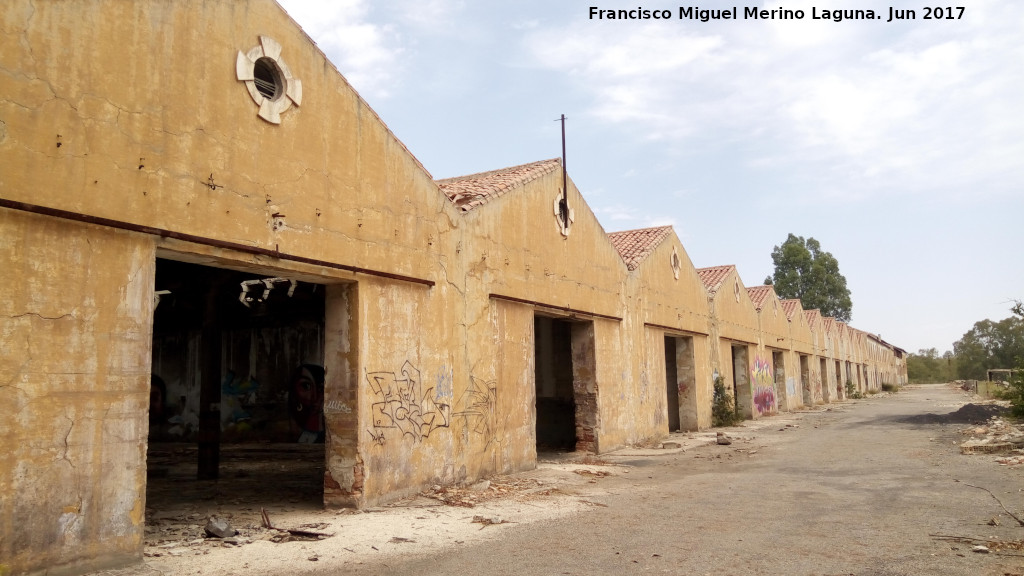 Fundici�n de la Cruz - Fundici�n de la Cruz. Naves