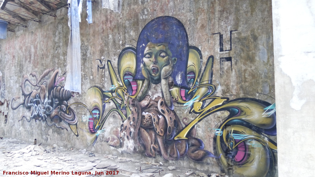 Fundici�n de la Cruz - Fundici�n de la Cruz. Graffiti