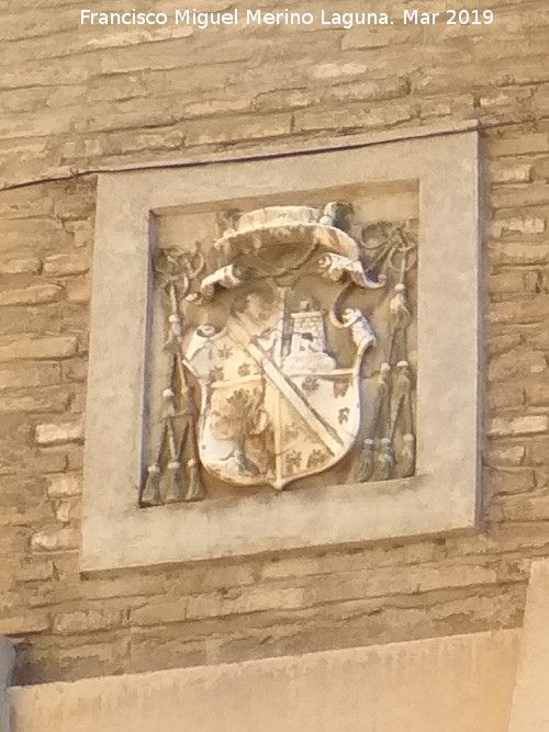 Palacio Episcopal - Palacio Episcopal. Escudo