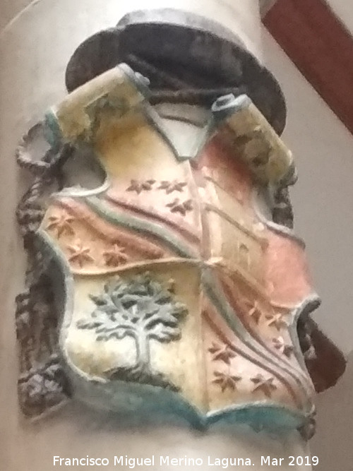 Palacio Episcopal - Palacio Episcopal. Escudo