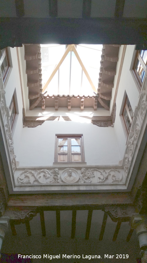 Palacio Episcopal - Palacio Episcopal. Patio