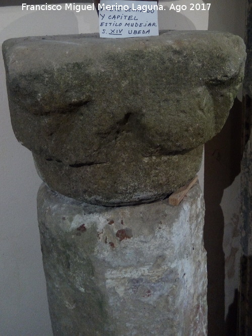 Historia de �beda - Historia de �beda. Fuste ochavado y capitel mud�jar. Siglo XIV. �beda. Museo de Arte Andalus� - �beda