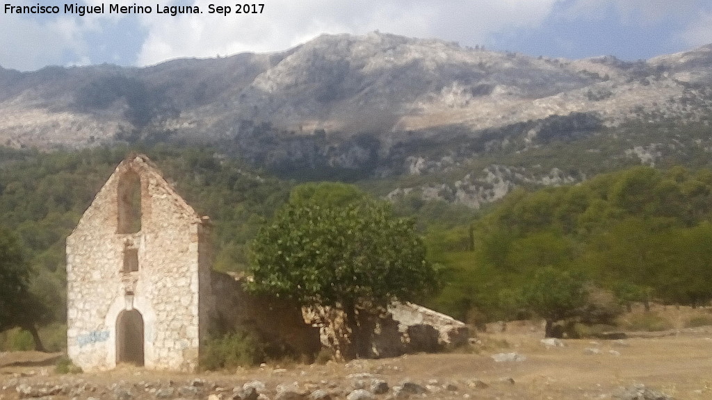 Monte Bujaraiza - Monte Bujaraiza. Con la Iglesia de Bujaraiza en primer t�rmino
