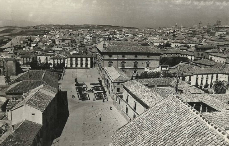 Plaza V�zquez de Molina - Plaza V�zquez de Molina. Foto antigua