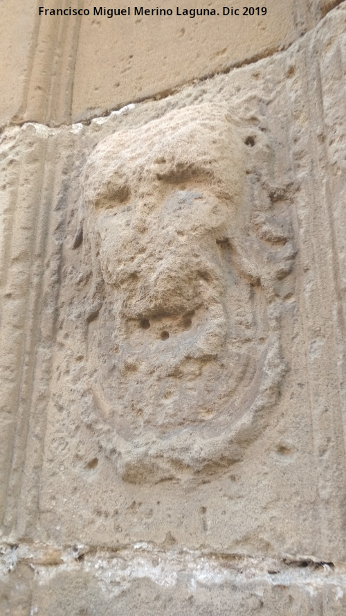 Iglesia de San Lorenzo - Iglesia de San Lorenzo. Le�n de la portada