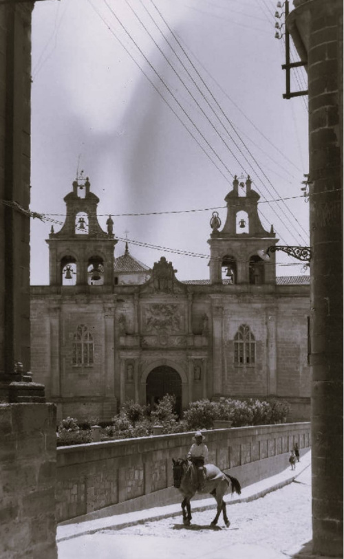 Colegiata de Santa Mar�a de los Reales Alc�zares - Colegiata de Santa Mar�a de los Reales Alc�zares. Foto antigua