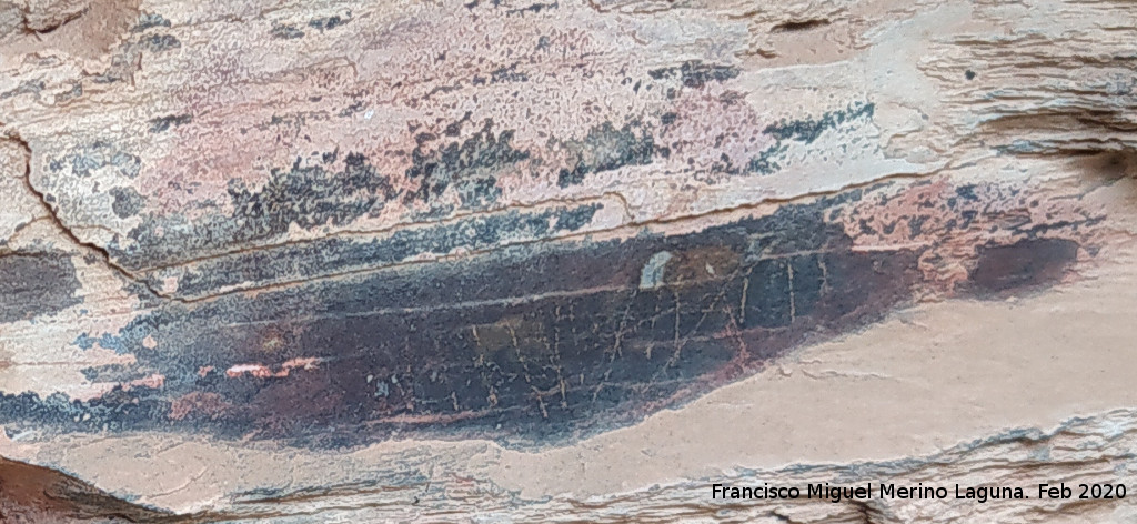 Pinturas rupestres del Abrigo del Guadal�n III - Pinturas rupestres del Abrigo del Guadal�n III. Restos de pintura roja y grabado de trazado fino