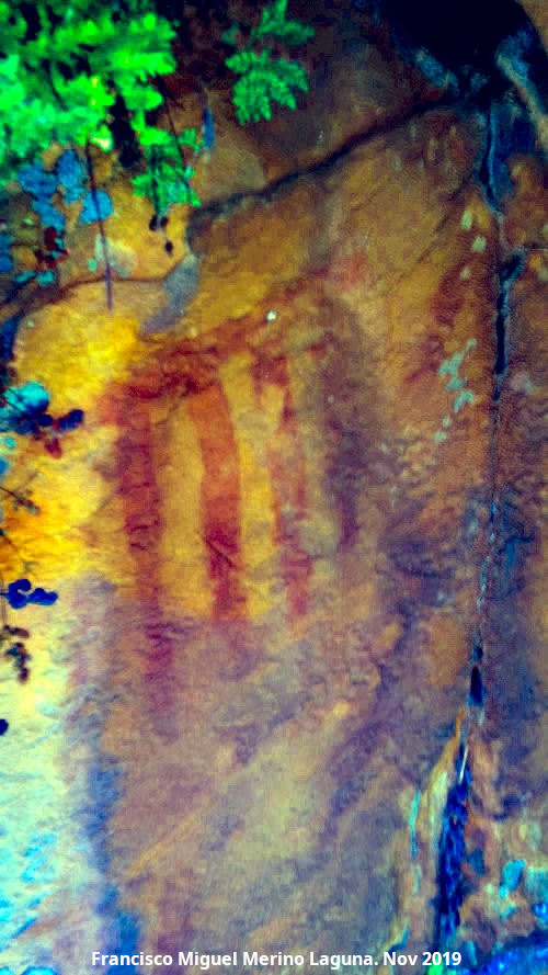 Pinturas rupestres del Arroyo del Chortal III - Pinturas rupestres del Arroyo del Chortal III. Tratada con Dstretch