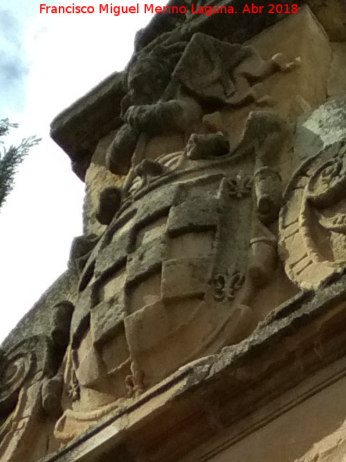 Casa de la Calle Luna y Sol n� 16 - Casa de la Calle Luna y Sol n� 16. Escudo