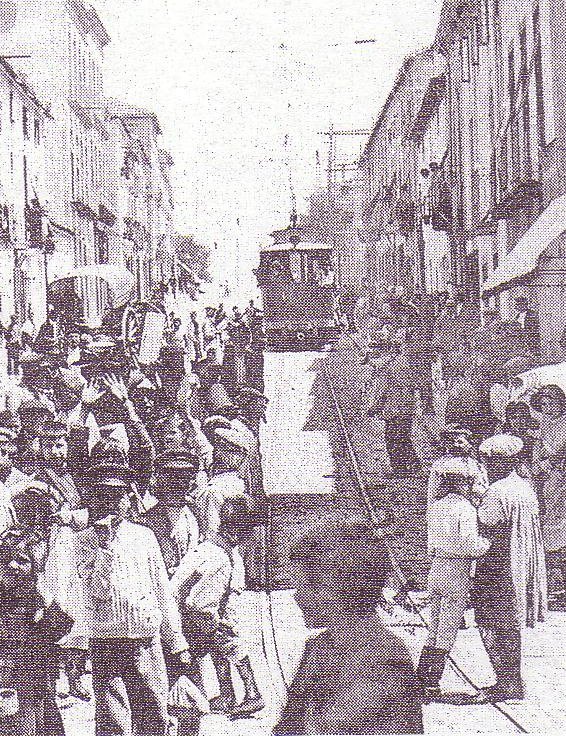 Tranva de Linares - Tranva de Linares. Foto antigua. En la Calle Salmern