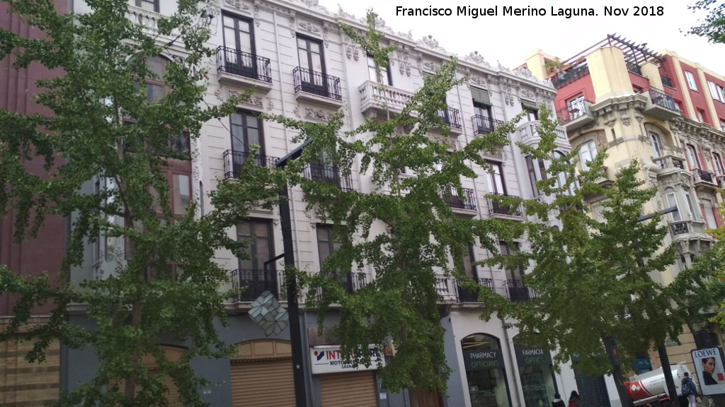 Edificio de la Gran V�a de Col�n n� 27 - Edificio de la Gran V�a de Col�n n� 27. 