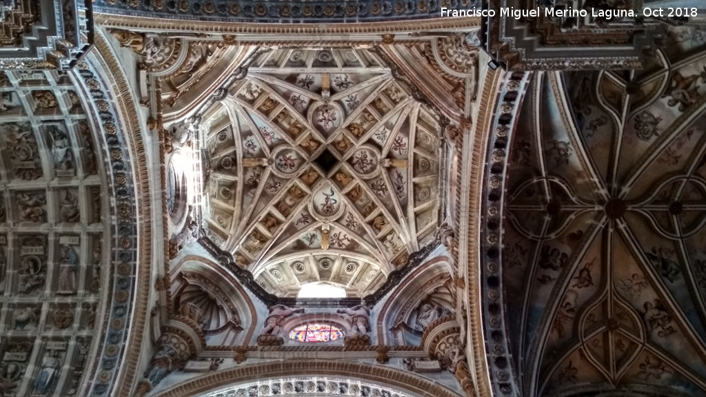 Monasterio de San Jer�nimo. Iglesia - Monasterio de San Jer�nimo. Iglesia. Cimborrio