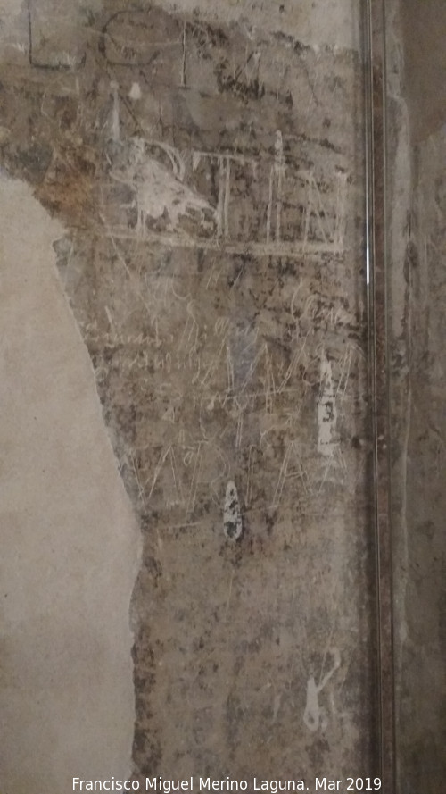 Aljafer�a. Torre del Trobador - Aljafer�a. Torre del Trobador. Graffiti de los prisioneros