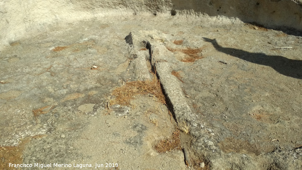 Necr�polis de las Aguilillas. Tumba 4 - Necr�polis de las Aguilillas. Tumba 4. 