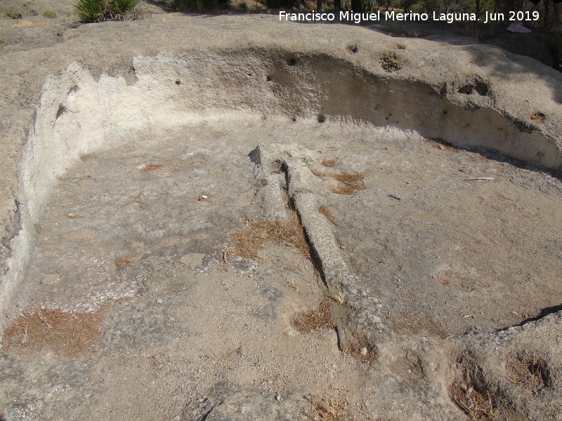 Necr�polis de las Aguilillas. Tumba 4 - Necr�polis de las Aguilillas. Tumba 4. 