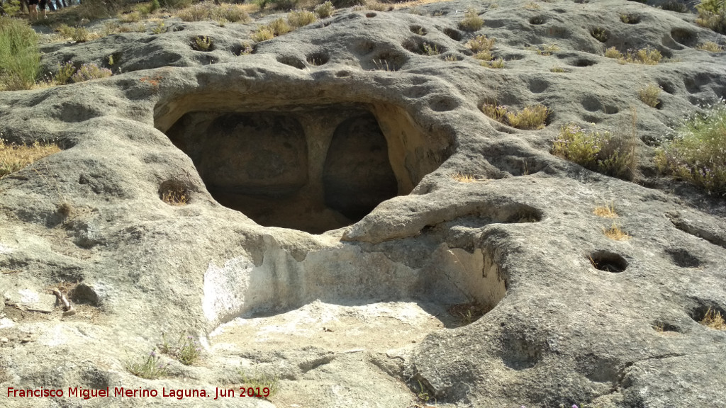 Necr�polis de las Aguilillas. Tumba 6 - Necr�polis de las Aguilillas. Tumba 6. 