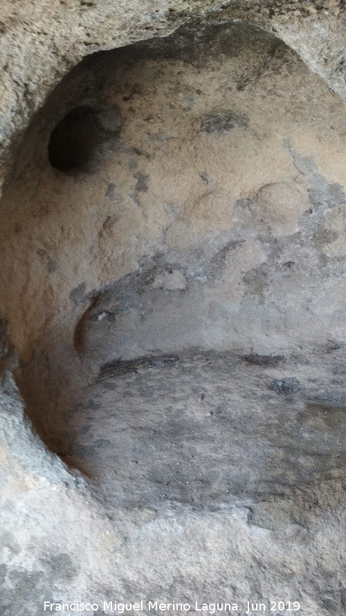 Necr�polis de las Aguilillas. Tumba 6 - Necr�polis de las Aguilillas. Tumba 6. Nicho